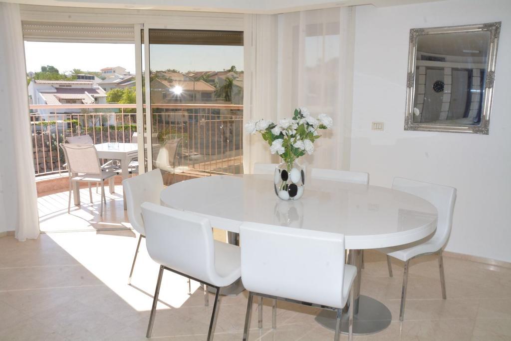 Sweethome26 Luxury Apartment Eilat / Free Parking Exterior foto